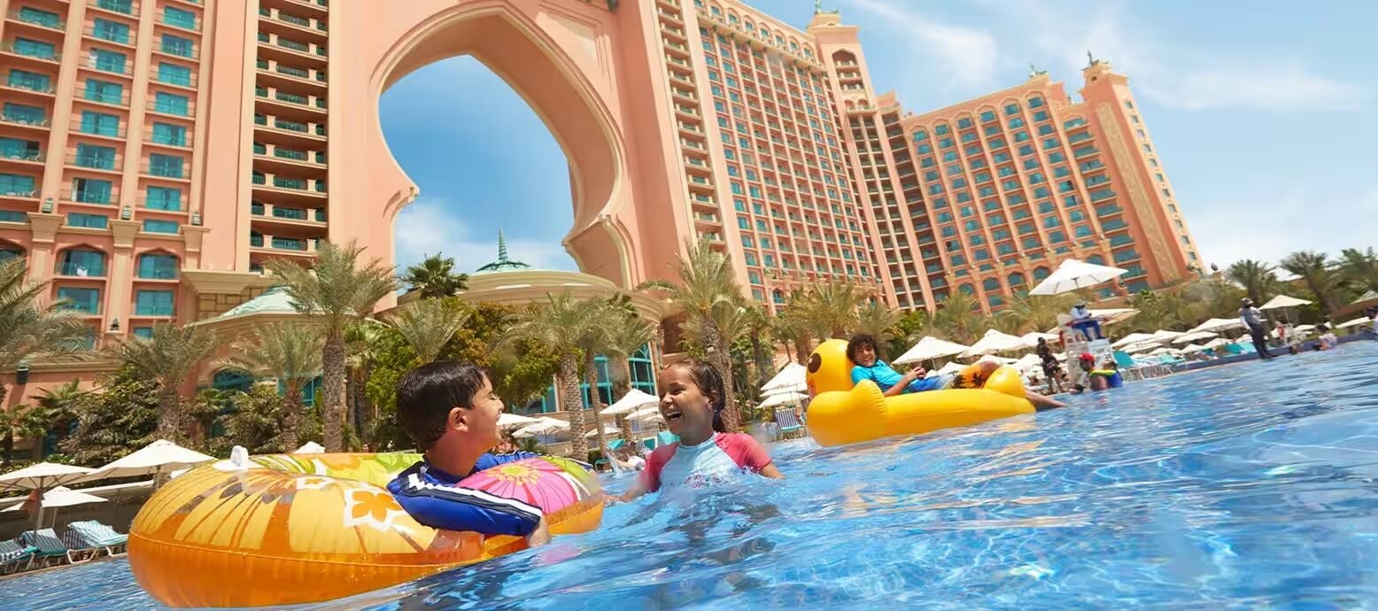 Family pool at Atlantis The Palm